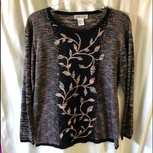 Multi-color sweater classic fit